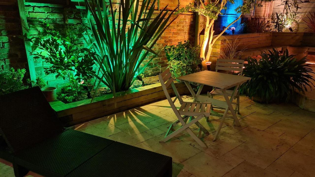 Cottage Grove Homestay Rooms พอร์ตสมัธ ภายนอก รูปภาพ