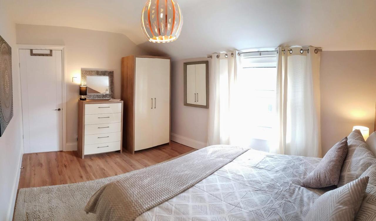 Cottage Grove Homestay Rooms พอร์ตสมัธ ภายนอก รูปภาพ