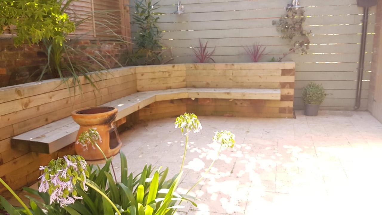 Cottage Grove Homestay Rooms พอร์ตสมัธ ภายนอก รูปภาพ